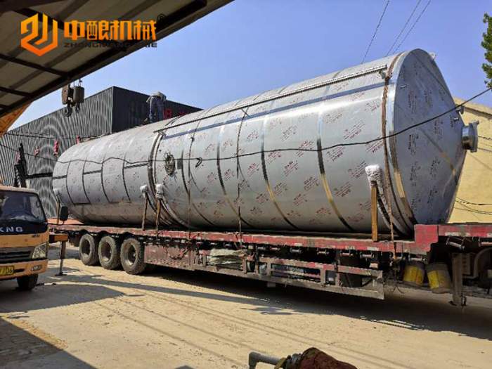 大型啤酒廠(chǎng)設(shè)備